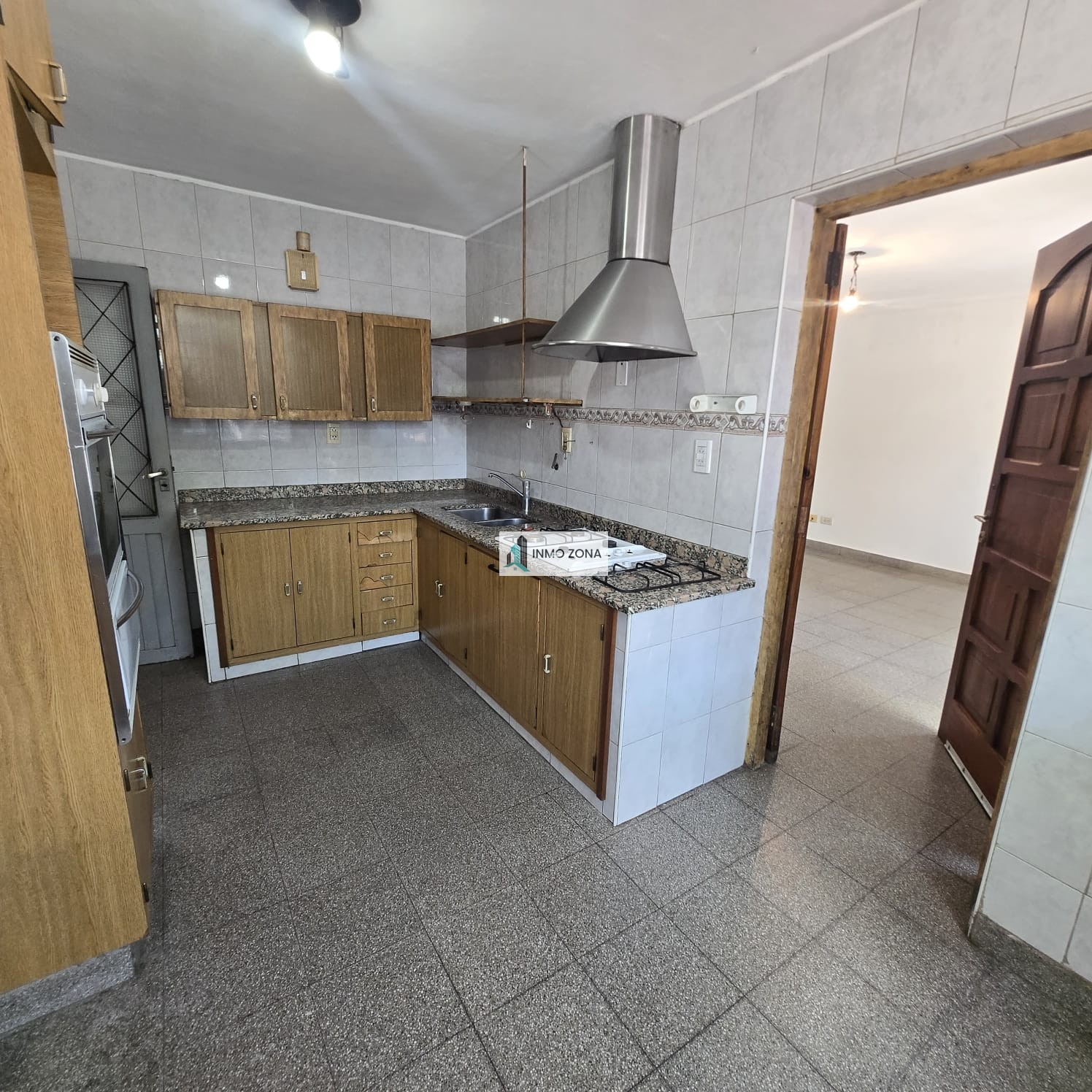 CASA EN ALQUILER EN Bº UNIMEV, GUAYMALLEN, MENDOZA