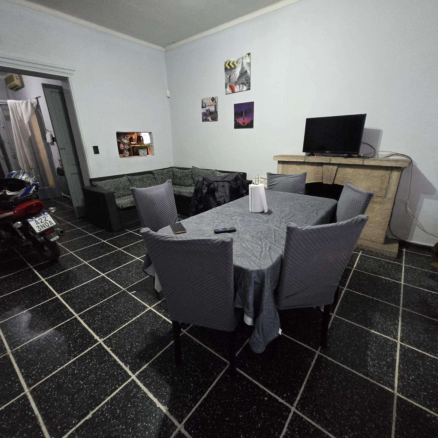 CASA ESQUINA EN VENTA EN SEXTA SECCION, CIUDAD, MENDOZA